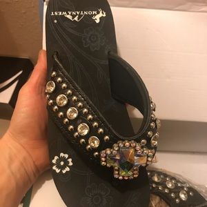 Flip flops *traded to nanieann38*